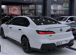 بي ام دبليو الفئة 7